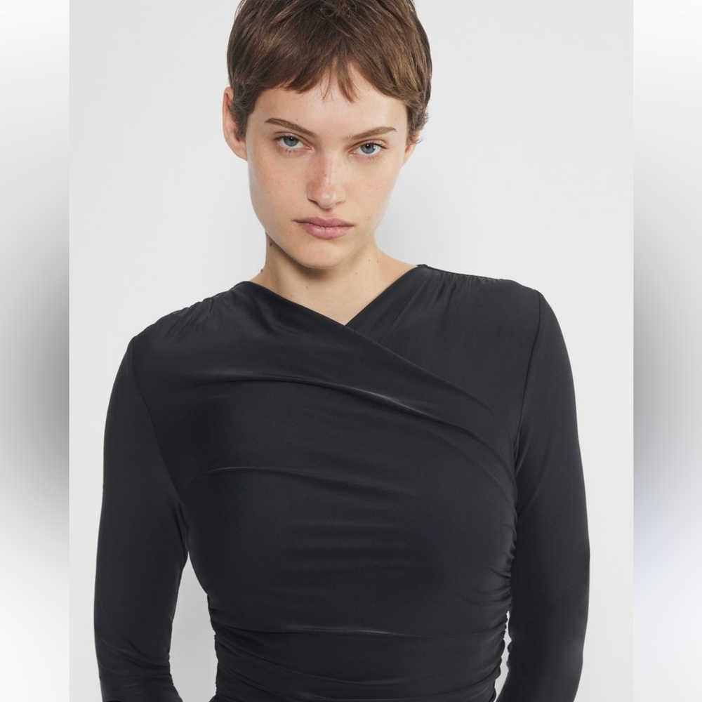 Aritzia Long Sleeve Top